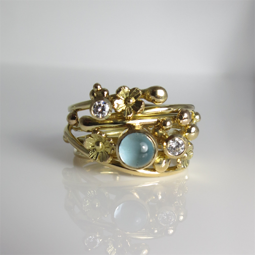 Ring in 18k with aquamarine and twvvs diamonds by Susanne Lanng. danish designer in Gl. Skagen