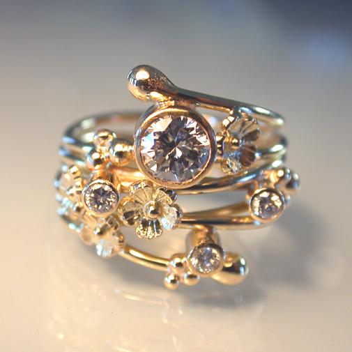 Ring "Spring flowers" in 18k gold with diamonds - one of a kind -by Susanne Lanng - Skagen